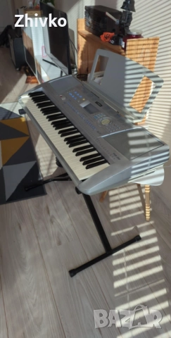 Синтезатор Yamaha PSR 290 С ДЕФЕКТ (с включена стойка), снимка 3 - Ресийвъри, усилватели, смесителни пултове - 52183420