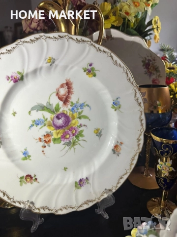 Sächsische Porzellanmanufaktur Dresden GmbH е основана през 1872 г. в Дрезден, Германия. , снимка 5 - Антикварни и старинни предмети - 52627754