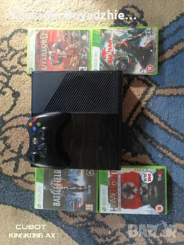 XBOX 360 с контролер и игри 