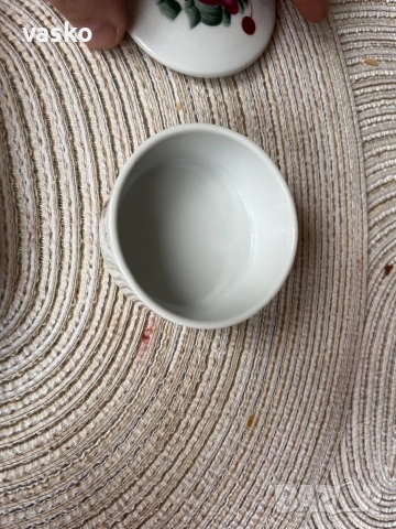 Порцеланова бижутерка, снимка 3 - Декорация за дома - 52573447