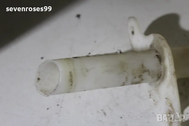 Гърловина казанче чистачки Рено Меган Сценик 1998 1.6i Renault Megane Scenic 7700843903, снимка 2 - Части - 49833298