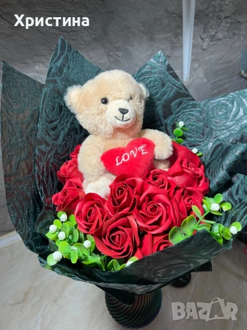 Букет за свети Валентин , снимка 11 - Ръчно изработени сувенири - 53268345