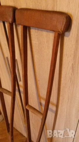 Две дървени патерици за подмишница, снимка 4 - Патерици - 53529608