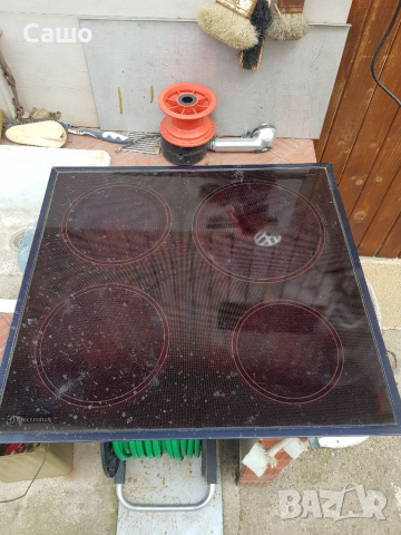 Стъклокерамичен плот ЕЛЕКТРОЛУКС Electrolyx