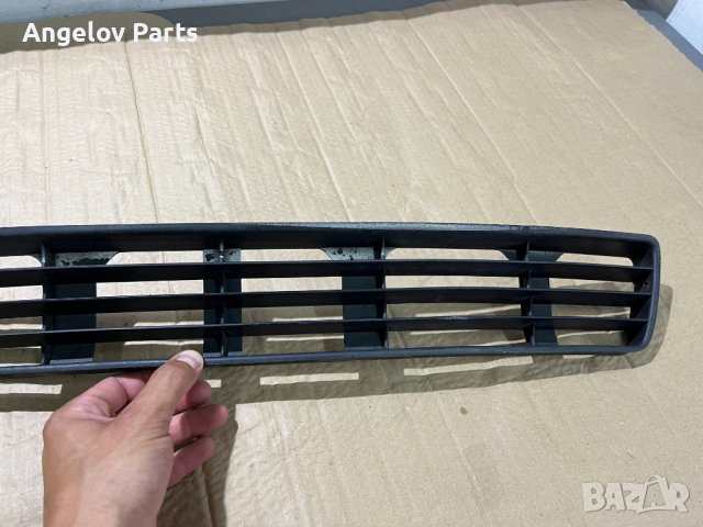 Решетката на предната броня за Audi A4 B5, снимка 4 - Части - 41672916