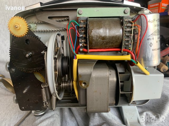 кинопроектор BOLEX 18 - 5 SUPER, снимка 11 - Антикварни и старинни предмети - 40956874