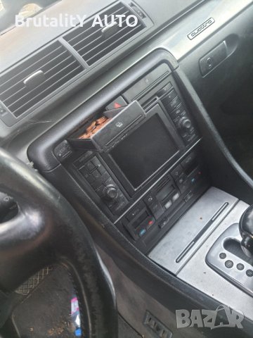 Ауди а4 б6 2.5тди 180к.с на части, снимка 12 - Автомобили и джипове - 39343849