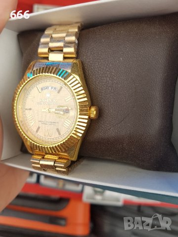 Часовник Rolex, снимка 2 - Други - 42146116