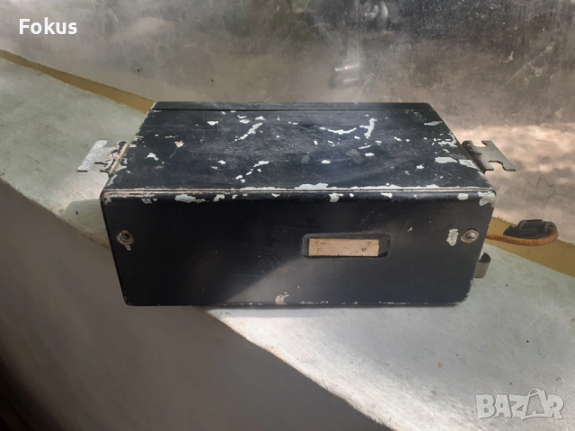 Старо руско ретро радио за москвич, снимка 4 - Антикварни и старинни предмети - 53371822