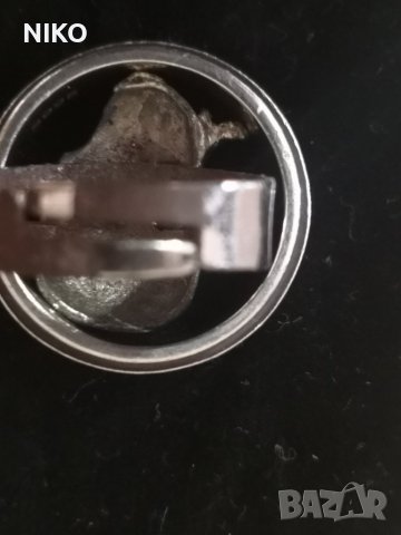 Продавам,стар,ръчно изработен рокаджийски пръстен с форма на череп, снимка 3 - Пръстени - 41515201