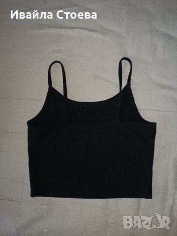 Удобен черен топ , снимка 2 - Корсети, бюстиета, топове - 41497965