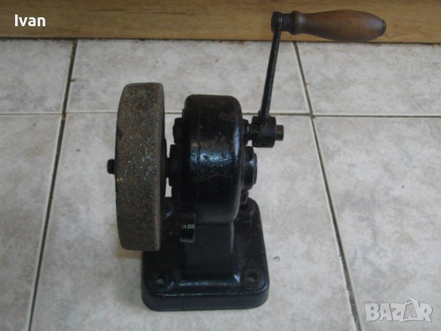 Масивен Ръчен Шмиргел-4,5кг-24см-ф125мм-Чугунена Основа-Старо Качество-Отличен, снимка 7 - Други инструменти - 40228777