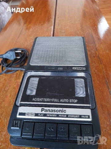 Стар касетофон Panasonic RQ-2102, снимка 2 - Антикварни и старинни предмети - 53343228
