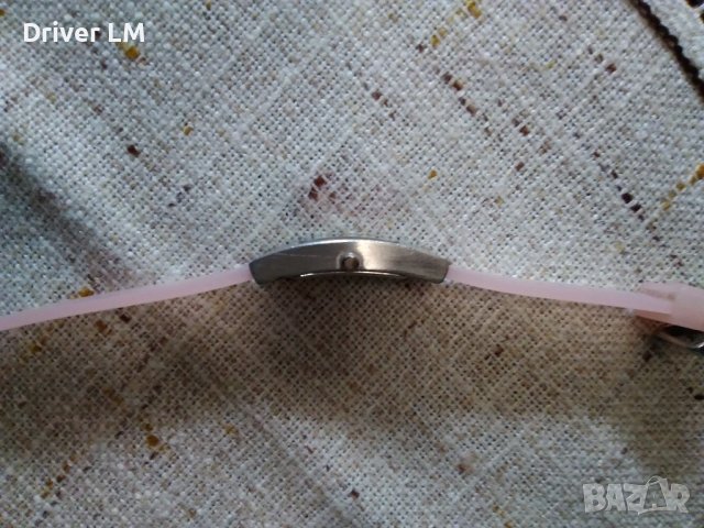 Дамски часовник KLORANE , снимка 2 - Дамски - 40847227