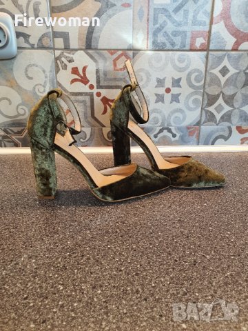 Дамски обувки, снимка 2 - Дамски обувки на ток - 40196596