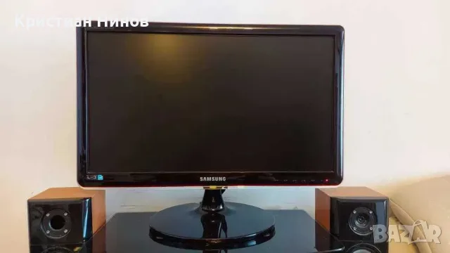 Продавам LED монитор Samsung SyncMaster SA350 - 22" инча