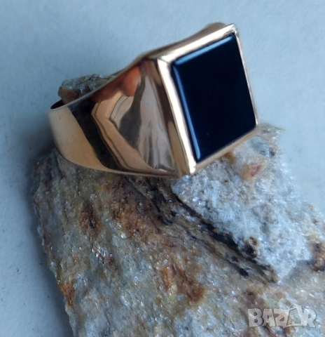Мъжки златен пръстен с оникс 