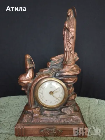 каминен механичен часовник музикална кутия