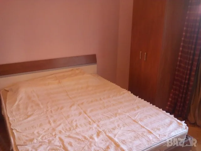 Тристаен в кв. Бели Брези, снимка 3 - Апартаменти - 56092945