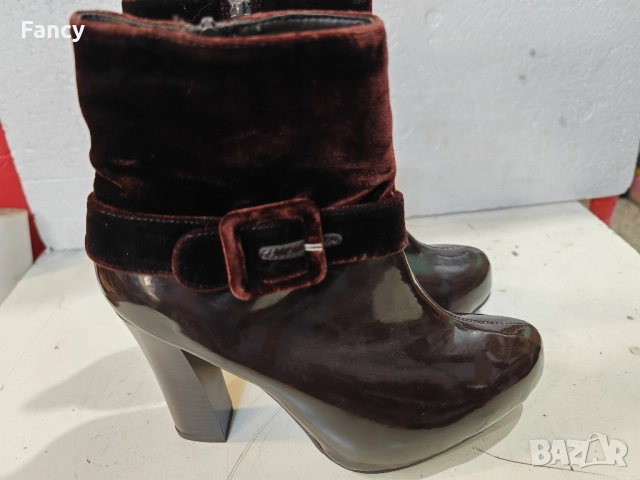Страхотни дамски боти Cate Gray 39 номер , снимка 2 - Дамски боти - 52248336