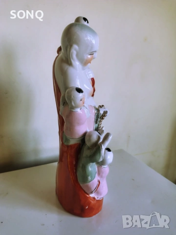 Прекрасна Порцеланова Статуетка Смеещ Се Буда Със Децата, снимка 5 - Статуетки - 53668872