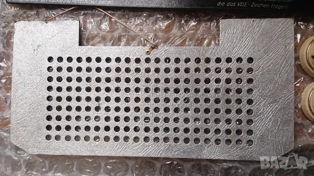 Заден и долен капак, копчета, бутони за лампово радио. , снимка 3 - Други - 49037702