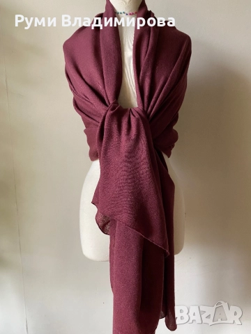 Шал в цвят бордо Bruuns bazaar 50 % вълна и 50 % коприна, снимка 3 - Шалове - 52718902