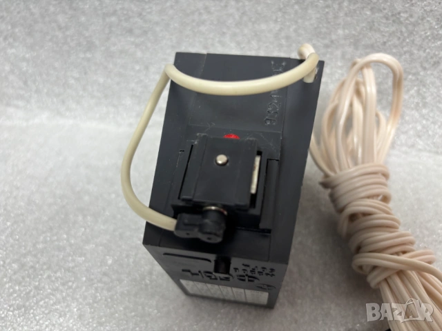 Като нова! Фотовсветкавицата "ФОТОН" СССР, снимка 7 - Светкавици, студийно осветление - 53064431