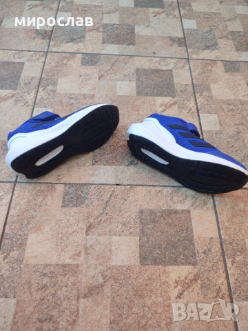 Детски маратонки Адидас 29-ти номер, снимка 3 - Детски маратонки - 51639888