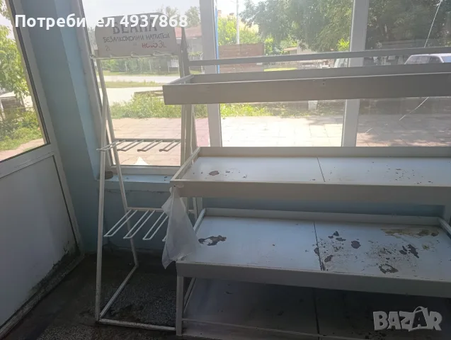 Шкафове, рафтове, етажерки  , снимка 3 - Стелажи и щандове - 55930929