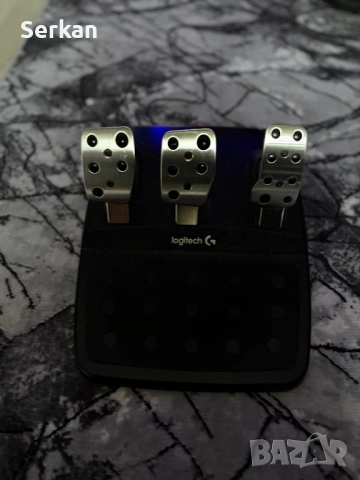 Logitech Driving Force G29-Волан с педали и Driving Force Shifter, снимка 3 - Джойстици и геймпадове - 52548726