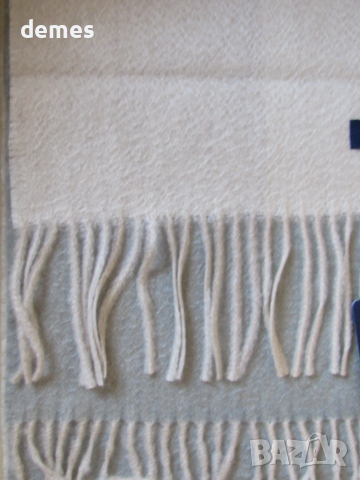 Фин шал 100% кашмир, сиво и бяло, Монголия, снимка 3 - Шалове - 36322092