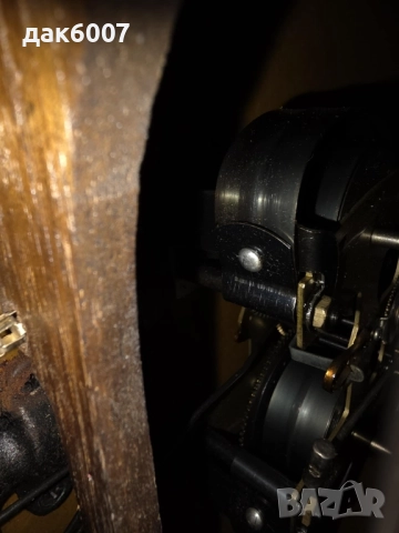 Немски стенен часовник , снимка 4 - Антикварни и старинни предмети - 52320456