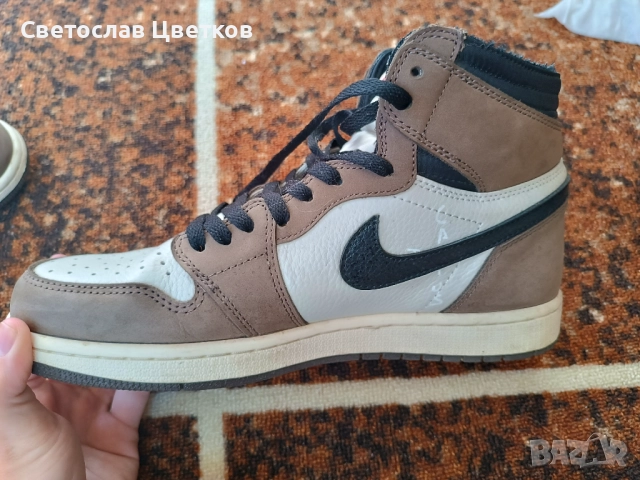 Travis Scott Air Jordan 1 / 44 номер, снимка 2 - Маратонки - 52277904