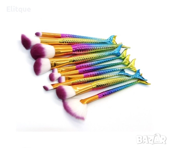 Десет чудесни четки за грим с дръжка тип русалка в два варианта HZS62