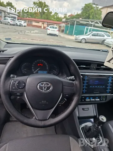 Toyota Auris 1.33 vvti, снимка 6 - Автомобили и джипове - 56412028