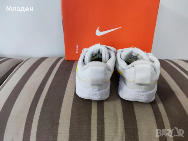 Детски маратонки Nike 25 номер, снимка 4 - Детски маратонки - 51995187