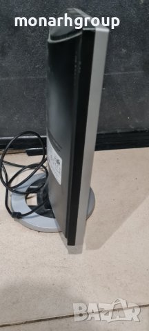 Монитор Samsung 710N, снимка 3 - Монитори - 39596798