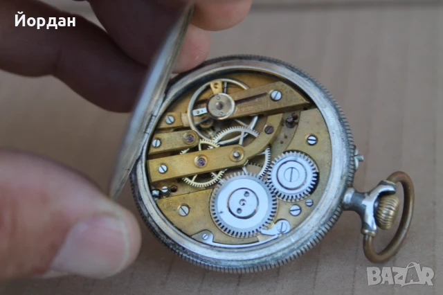 Швейцарски сребърен джобен часовник , снимка 8 - Джобни - 50874733