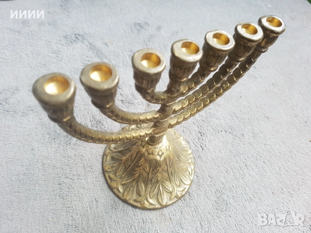 Еврейски бронзов свещник Менора, снимка 4 - Антикварни и старинни предмети - 53316467