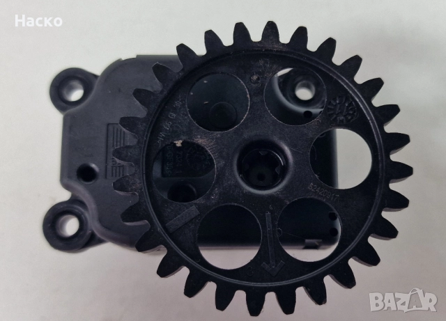 Моторче Клапа Клапи Парно Климатик Климатроник Опел Инсигниа Мерива Opel Insignia Meriva 16451056, снимка 2 - Части - 52698325