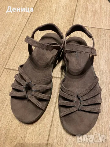 Дамски сандали Тeva 35 номер