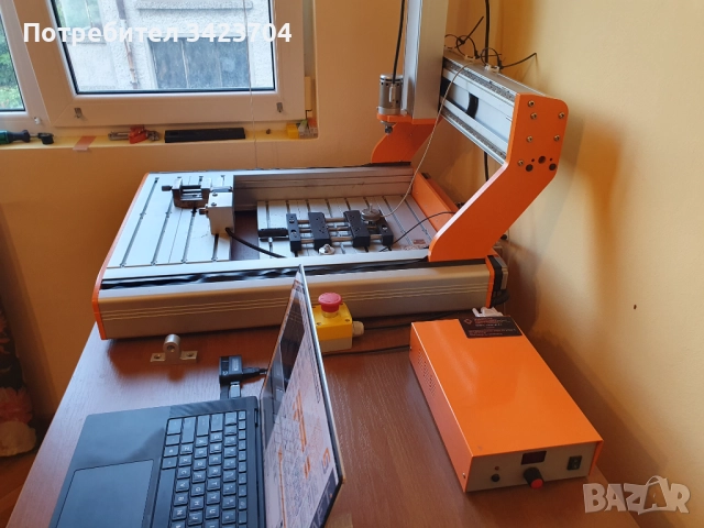 Бартер ЦНЦ ЦПУ CNC Фреза Рутер Stepcraft M500 4 оси HiWiN Лагери Nema, снимка 2 - Стругове - 51807621