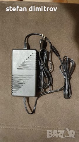 Ac захранващ адаптер за хладилни чанти на 12 волта ., снимка 1 - Хладилни чанти - 41969061