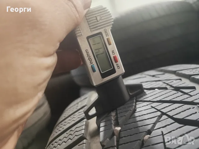 4бр.зимни гуми 215/45/17 Vredestein, снимка 2 - Гуми и джанти - 55829402