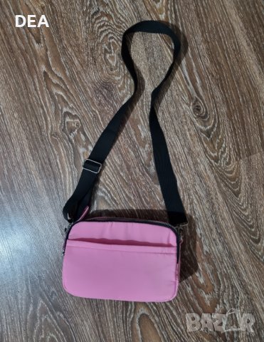 Розова чанта БАРБИ Crossbody-15 evro НОВА, снимка 3 - Чанти - 41830597