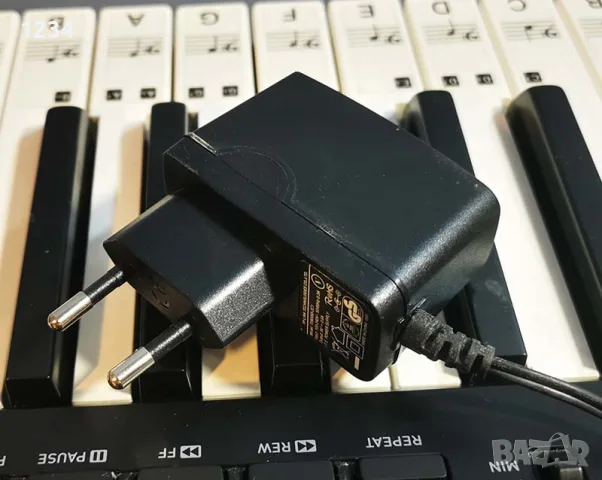синтезатор клавир CASIO CTK-3200 пиано с динамична клавиатура и USB порт 5 октави, снимка 9 - Синтезатори - 56002358