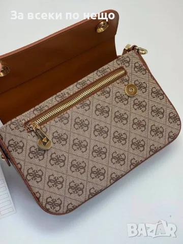 Michael Kors Дамска Елегантна Чанта С Капак Монограм И Златисти Детайли-Различни Цветове Код SEM-692, снимка 5 - Чанти - 55970021