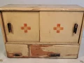 ретро дървена аптечка  26/5, снимка 2