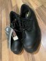 Работни кожени нови обувки с твърдо бомбе 44 номер